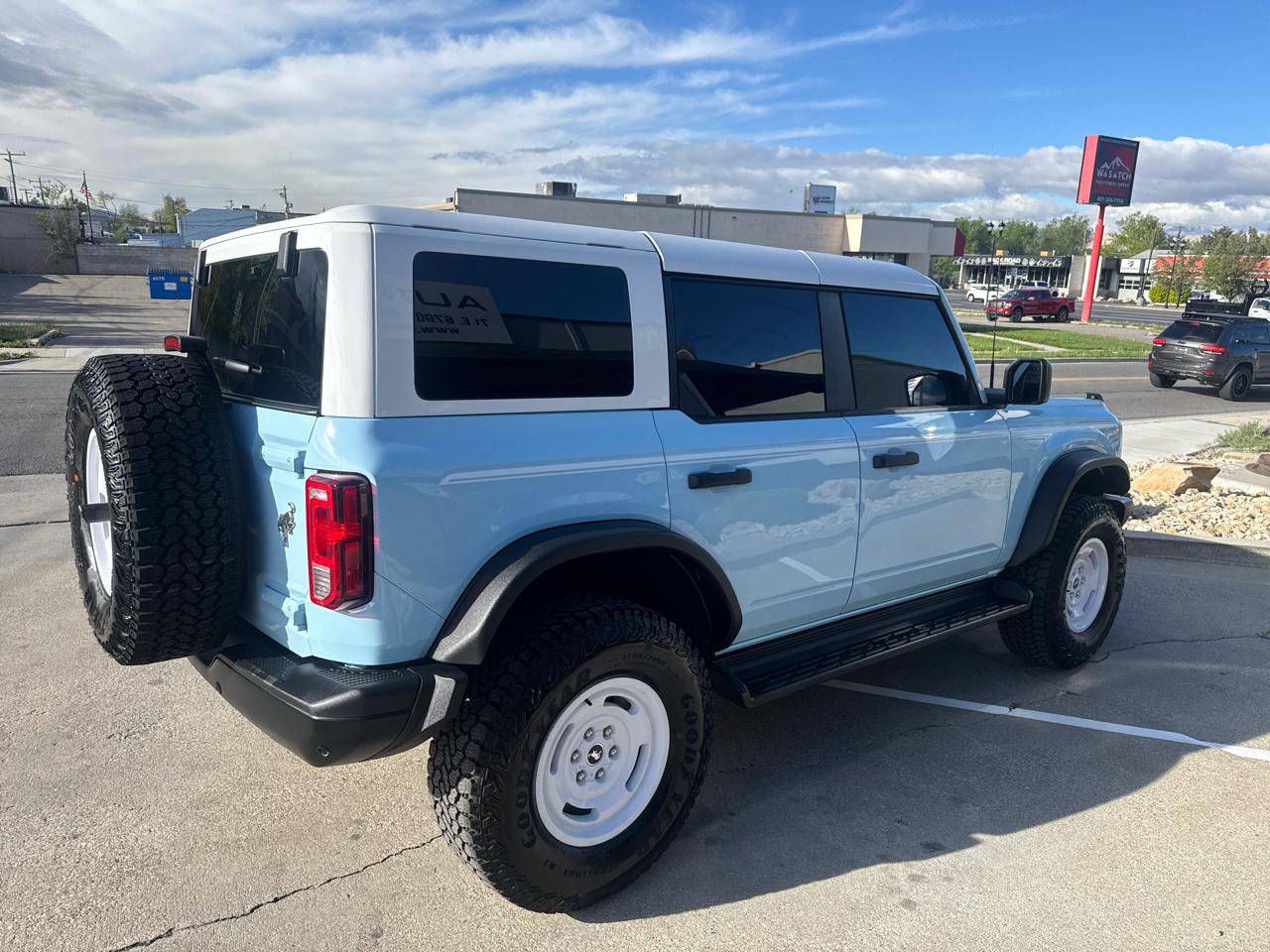 Ford Bronco Heritage Edition 4-Door 2025
