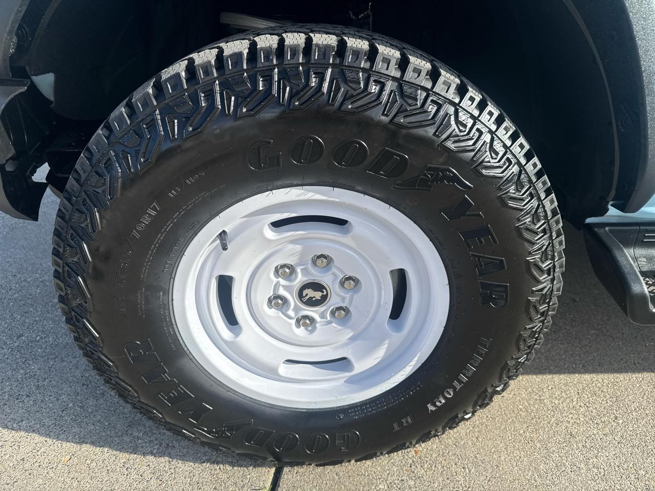 Ford Bronco Heritage Edition 4-Door 2025