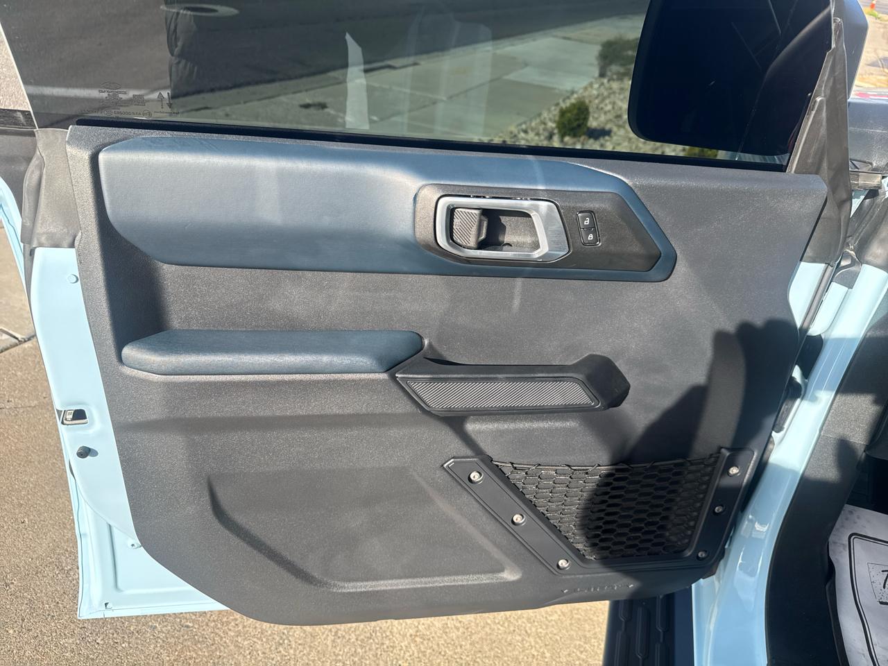 Ford Bronco Heritage Edition 4-Door 2025