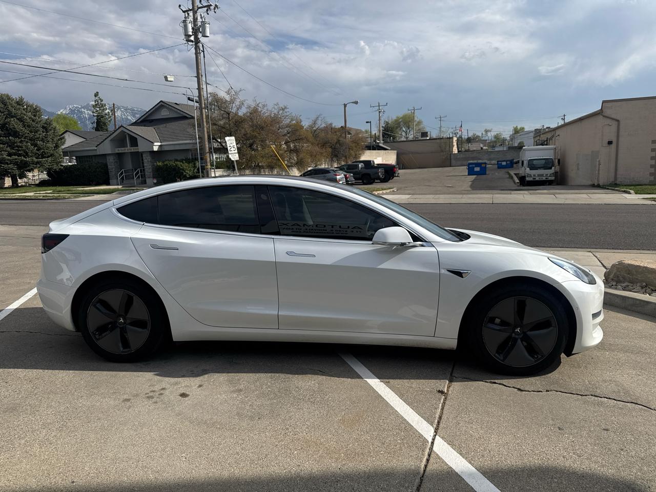 Tesla Model 3 Long Range 2019