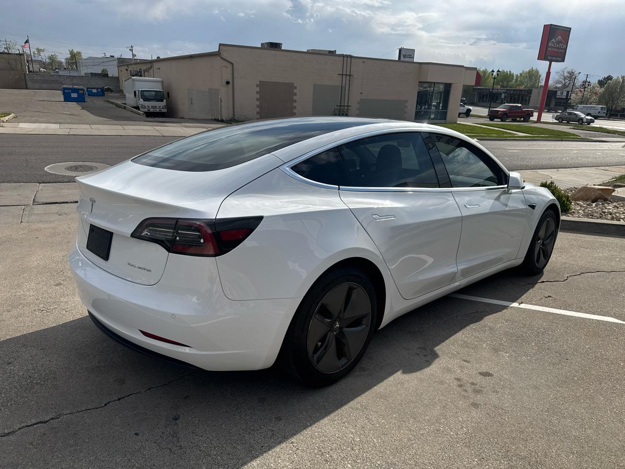 Tesla Model 3 Long Range 2019