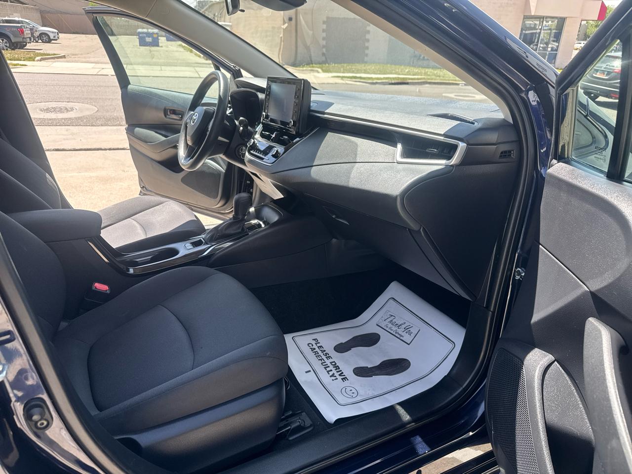 Toyota Corolla LE 2022