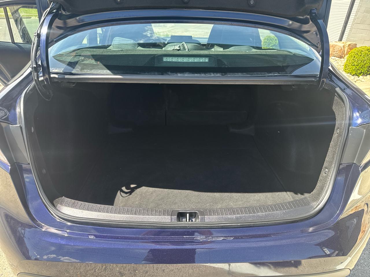 Toyota Corolla LE 2022