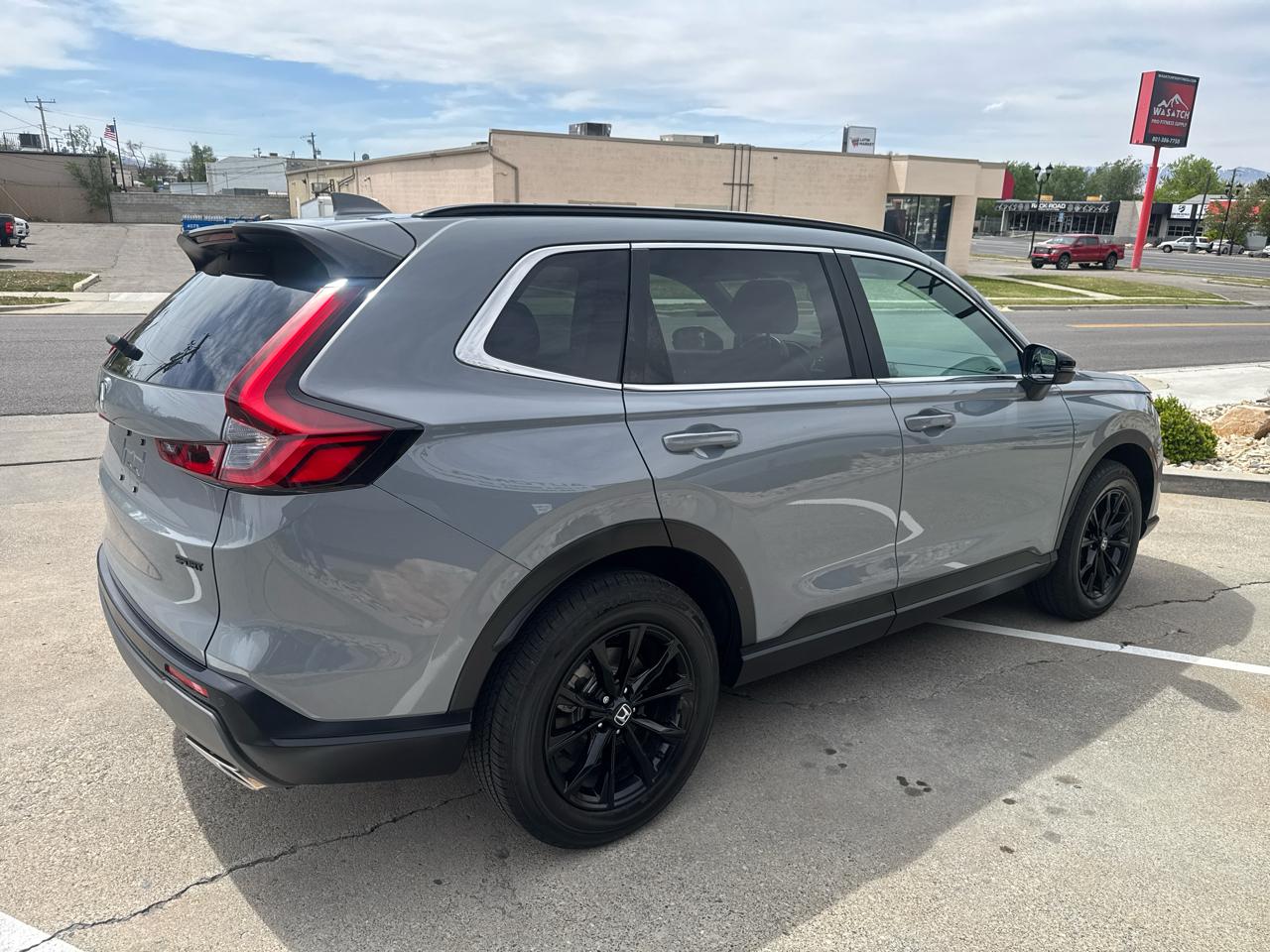 Honda CR-V Hybrid Sport-L AWD 2025