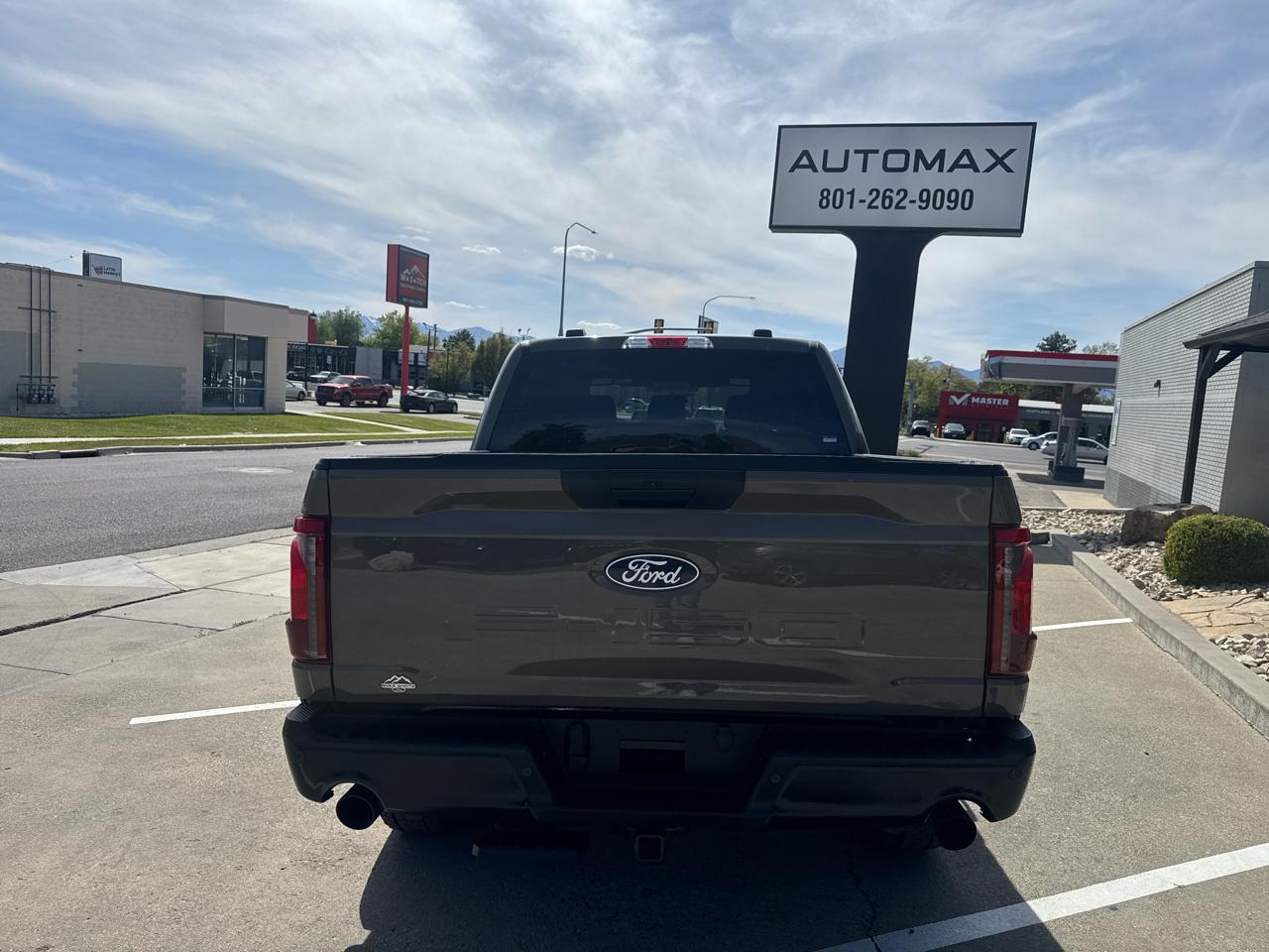 Ford F-150 STX SuperCrew 4WD 2025