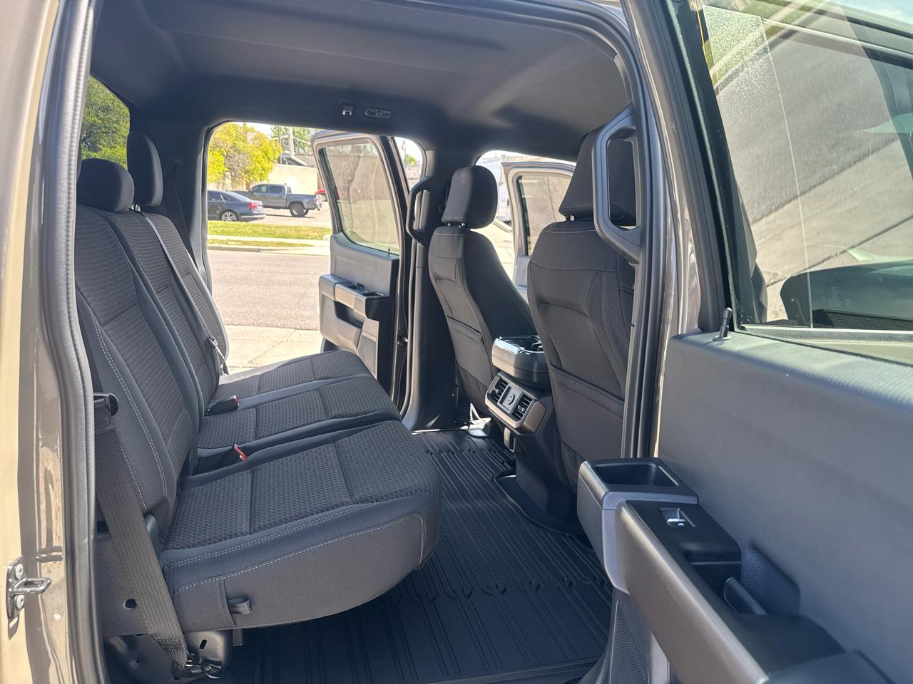 Ford F-150 STX SuperCrew 4WD 2025