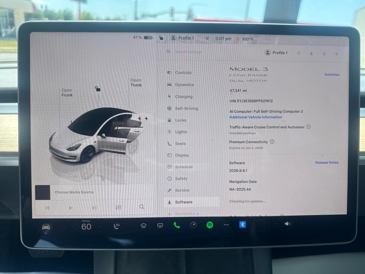 Tesla Model 3  2023