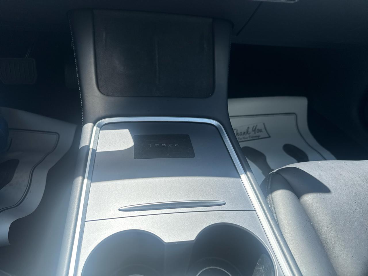 Tesla Model 3  2023