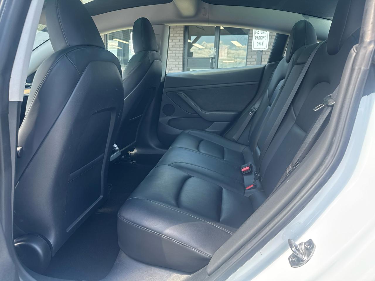 Tesla Model 3  2023