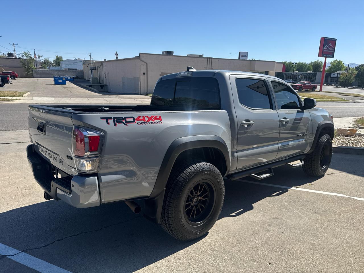 Toyota Tacoma TRD Off Road Double Cab 5' Bed V6 4x4 AT (Natl) 2021