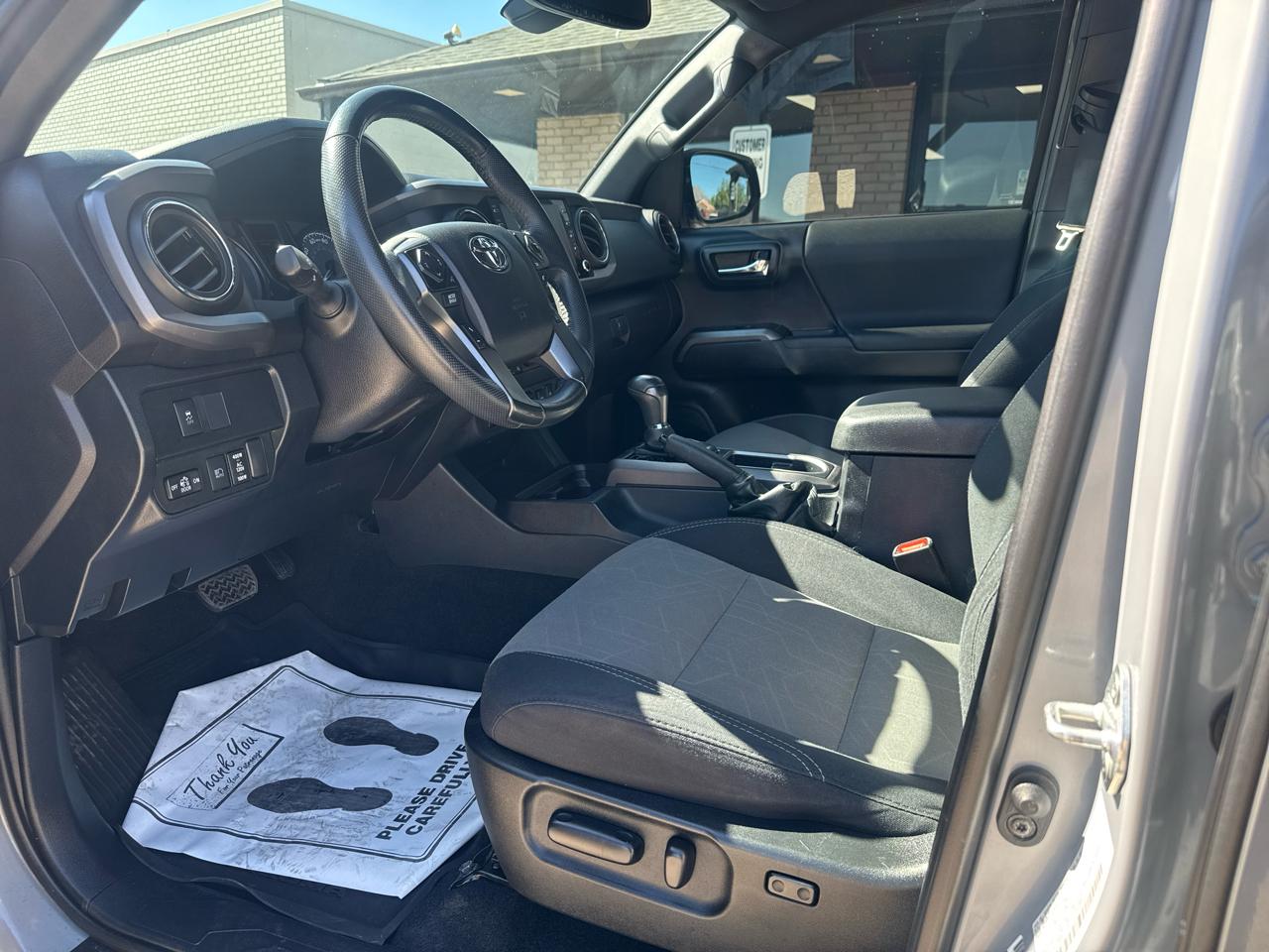 Toyota Tacoma TRD Off Road Double Cab 5' Bed V6 4x4 AT (Natl) 2021