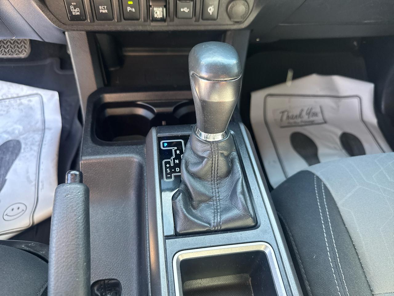 Toyota Tacoma TRD Off Road Double Cab 5' Bed V6 4x4 AT (Natl) 2021
