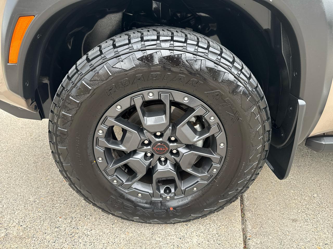 Nissan Frontier PRO-4X Crew Cab 4WD 2023