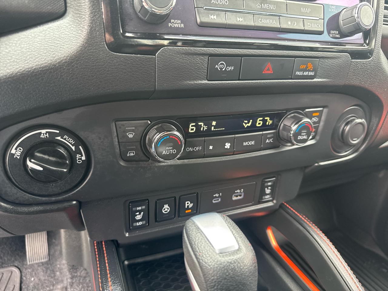 Nissan Frontier PRO-4X Crew Cab 4WD 2023