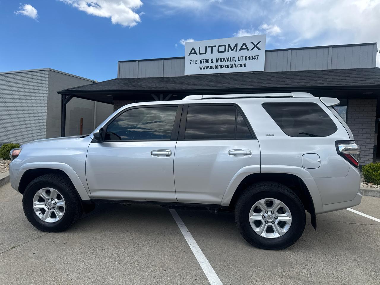 Toyota 4Runner SR5 4WD 2017