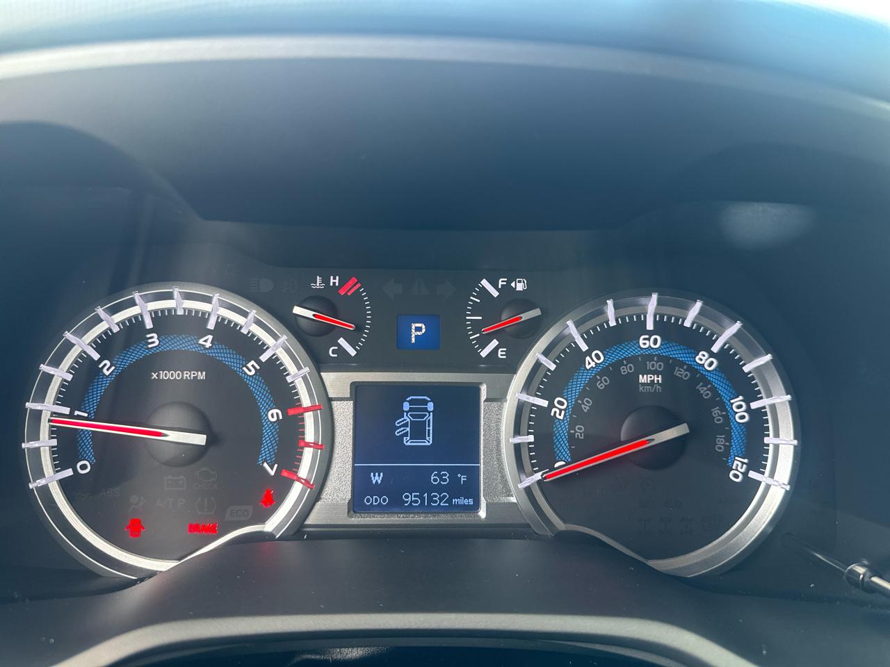 Toyota 4Runner SR5 4WD 2017