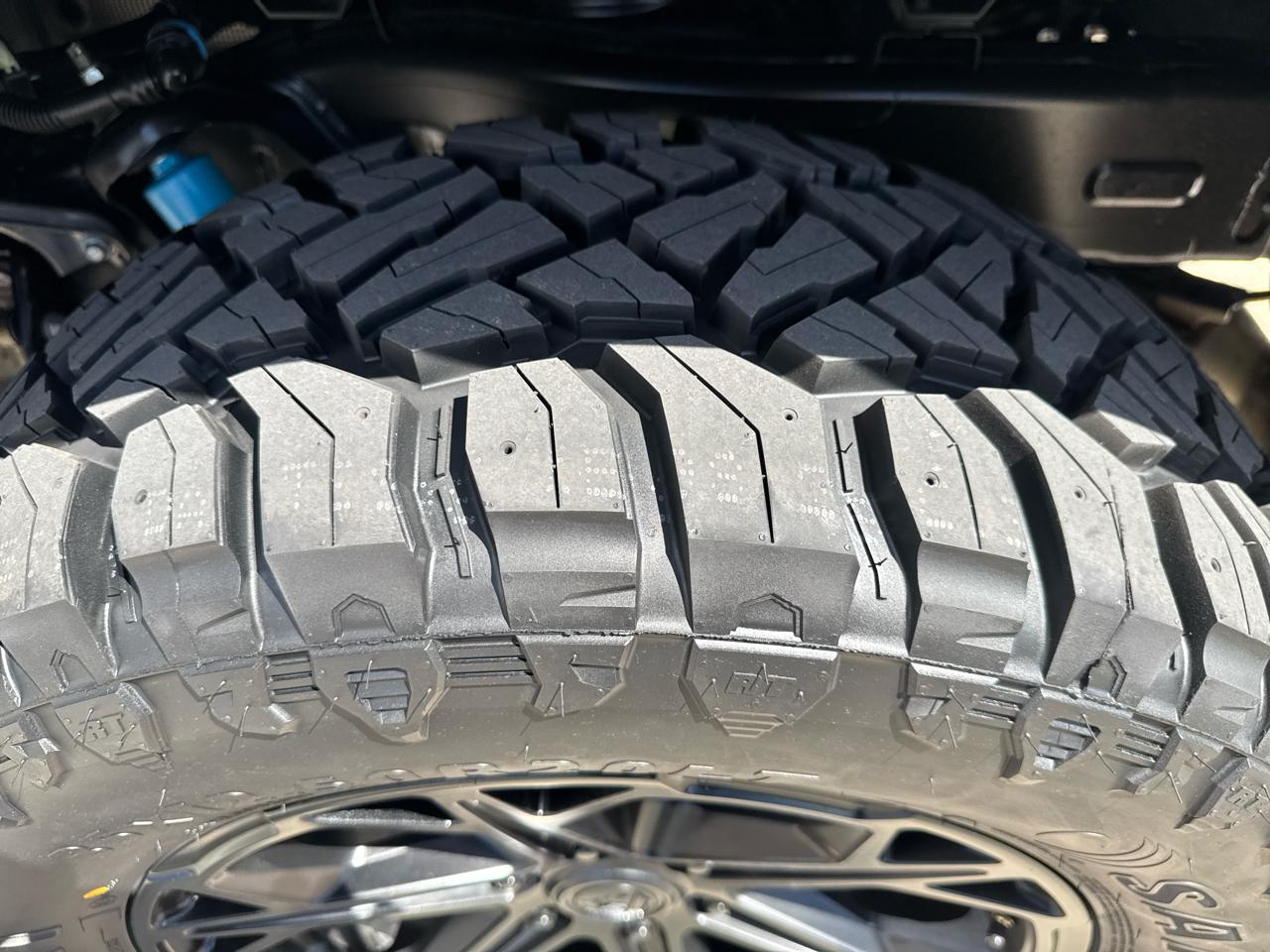 Toyota Tundra SR5 CrewMax 4WD 2023