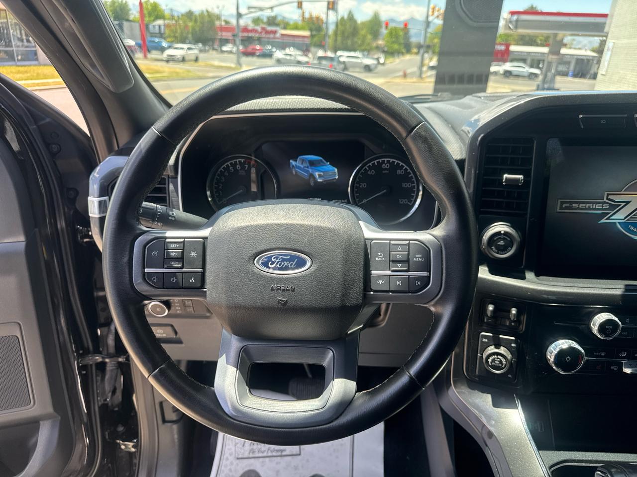 Ford F-150 XLT SuperCrew 5.5-ft. Bed 4WD 2023