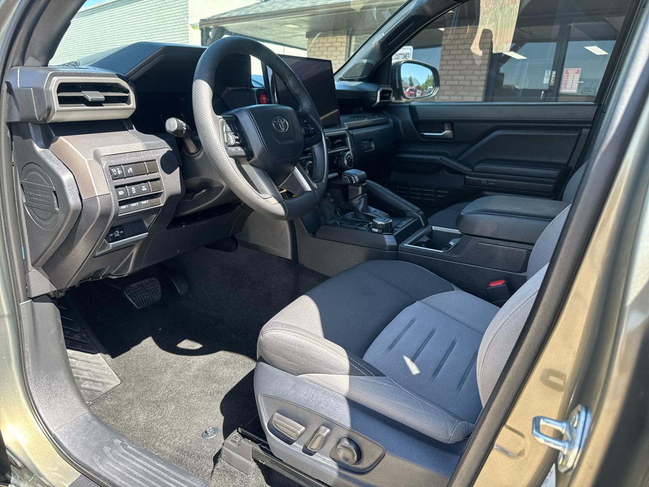 Toyota Tacoma  2024