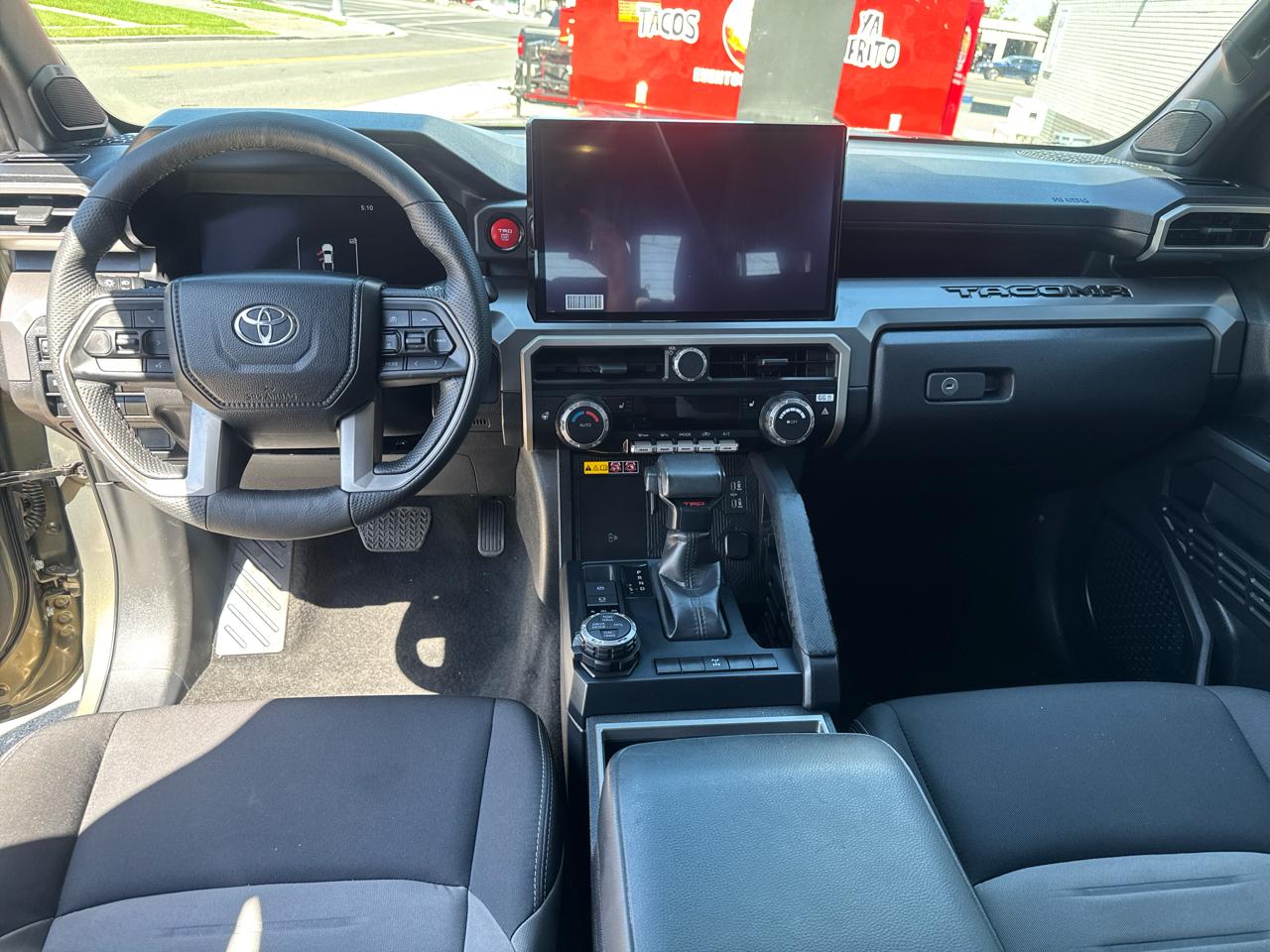 Toyota Tacoma  2024