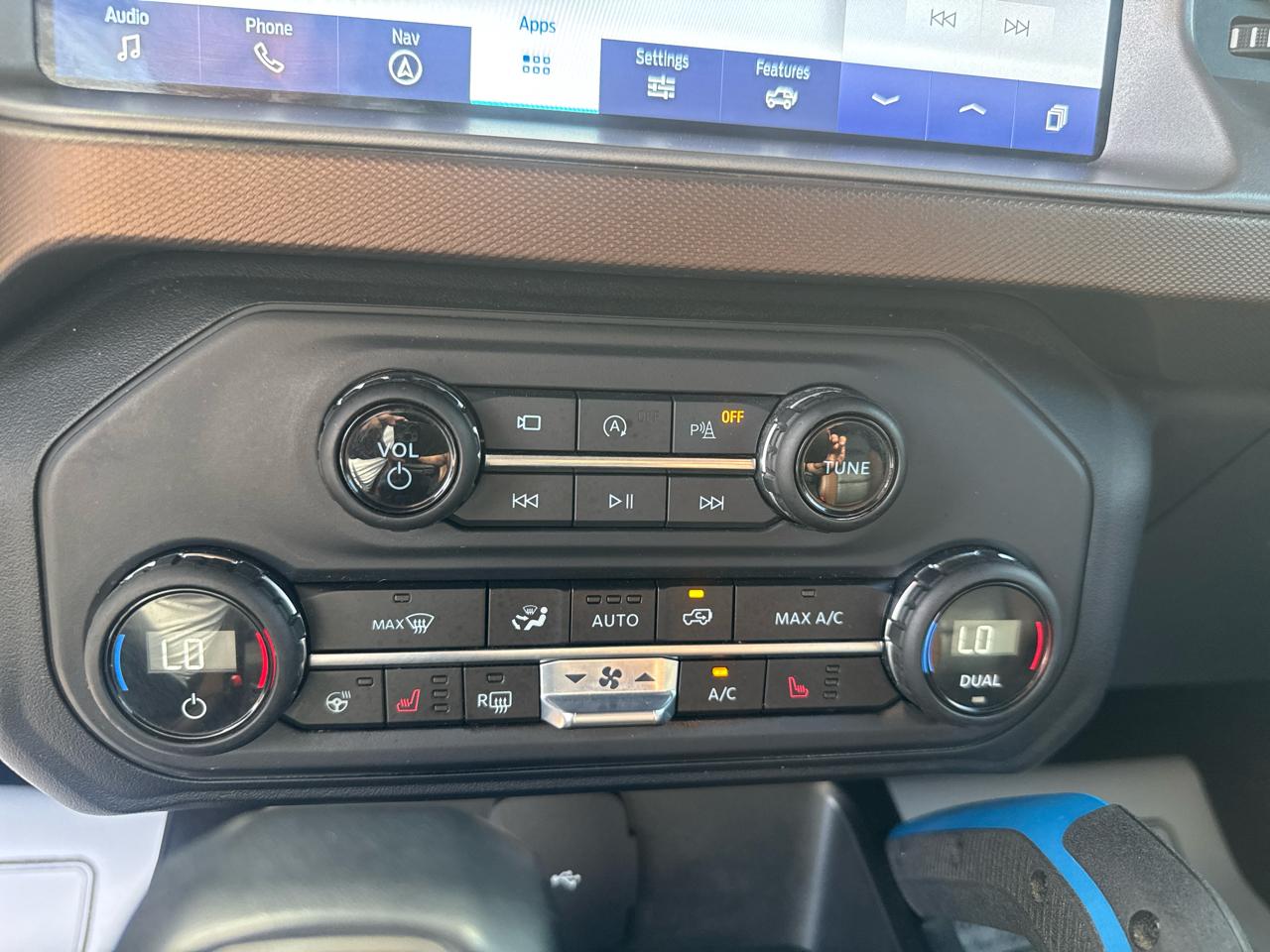 2023 Ford Bronco 4-Door Outer Banks - Photo 20