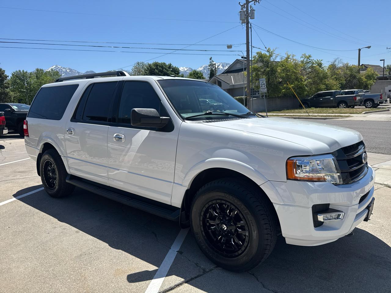 Ford Expedition EL XLT 4WD 2017