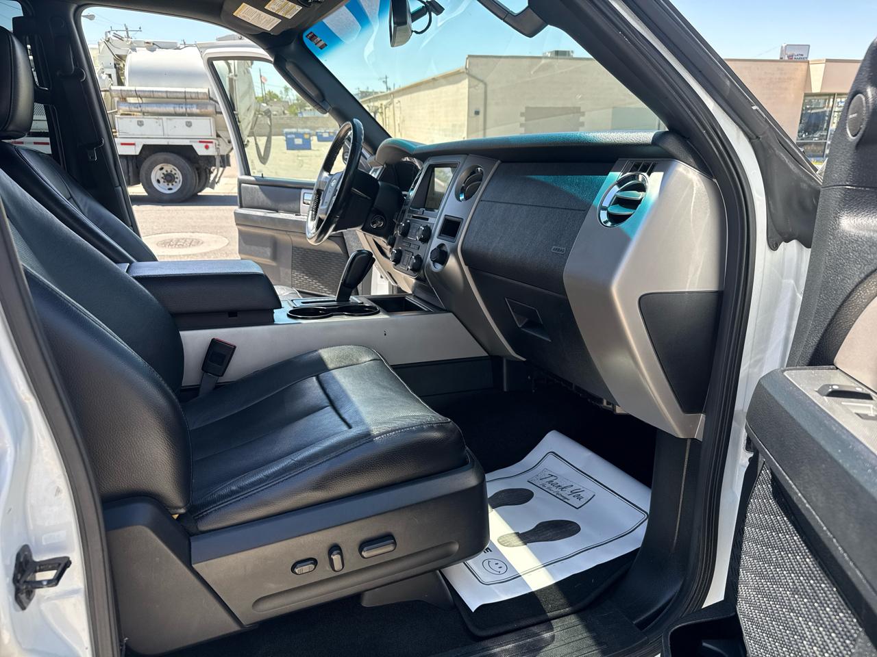 Ford Expedition EL XLT 4WD 2017
