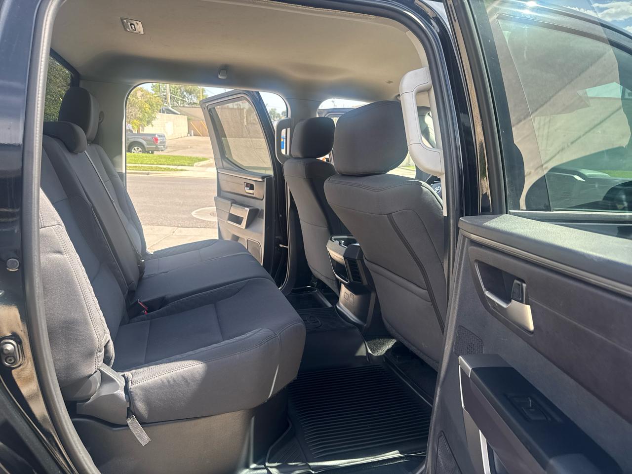 Toyota Tundra SR5 CrewMax 4WD 2023