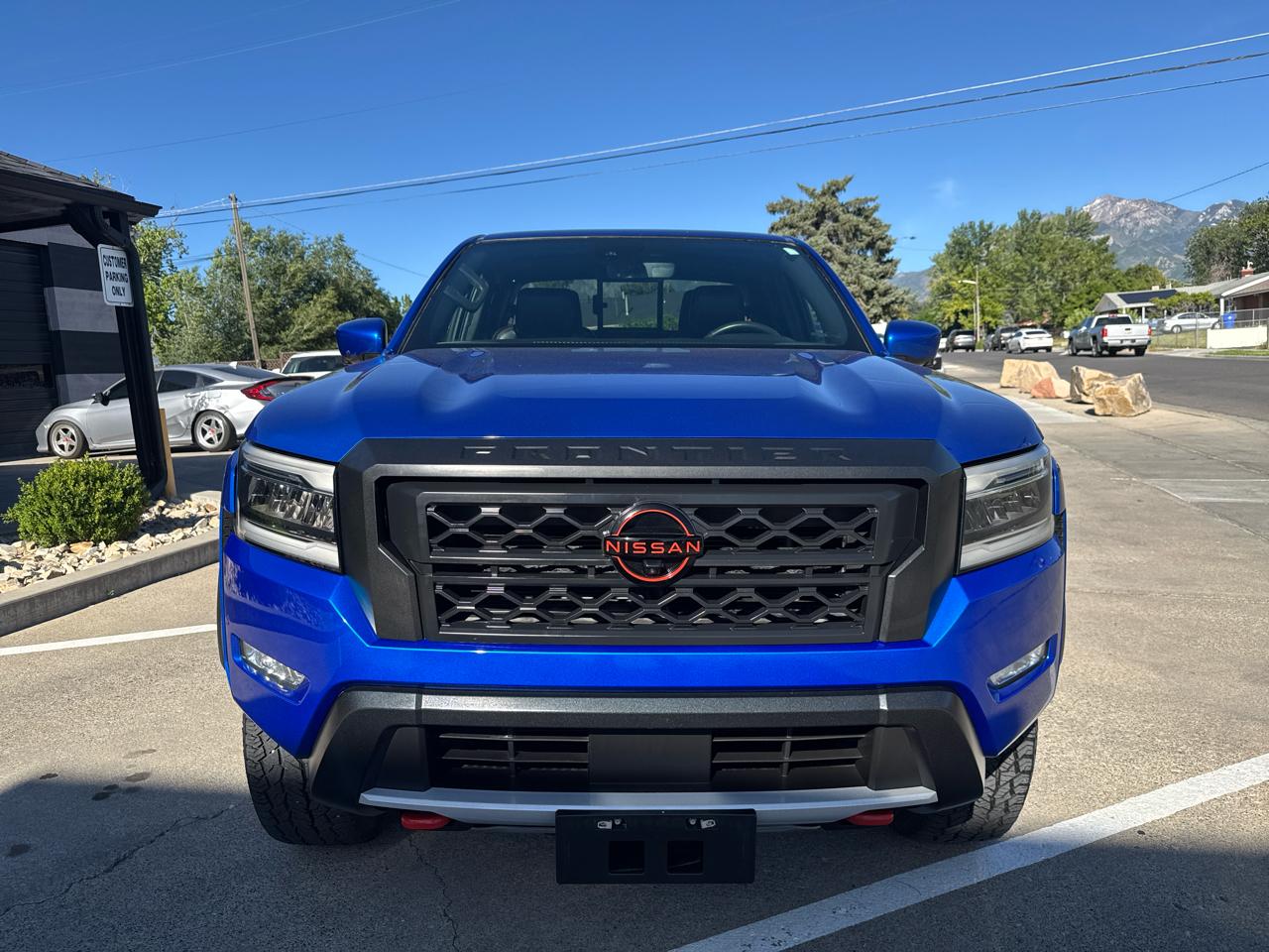 Nissan Frontier PRO-4X Crew Cab 4WD 2024