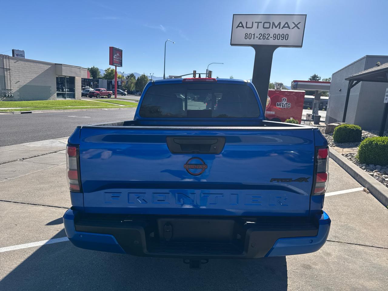 Nissan Frontier PRO-4X Crew Cab 4WD 2024