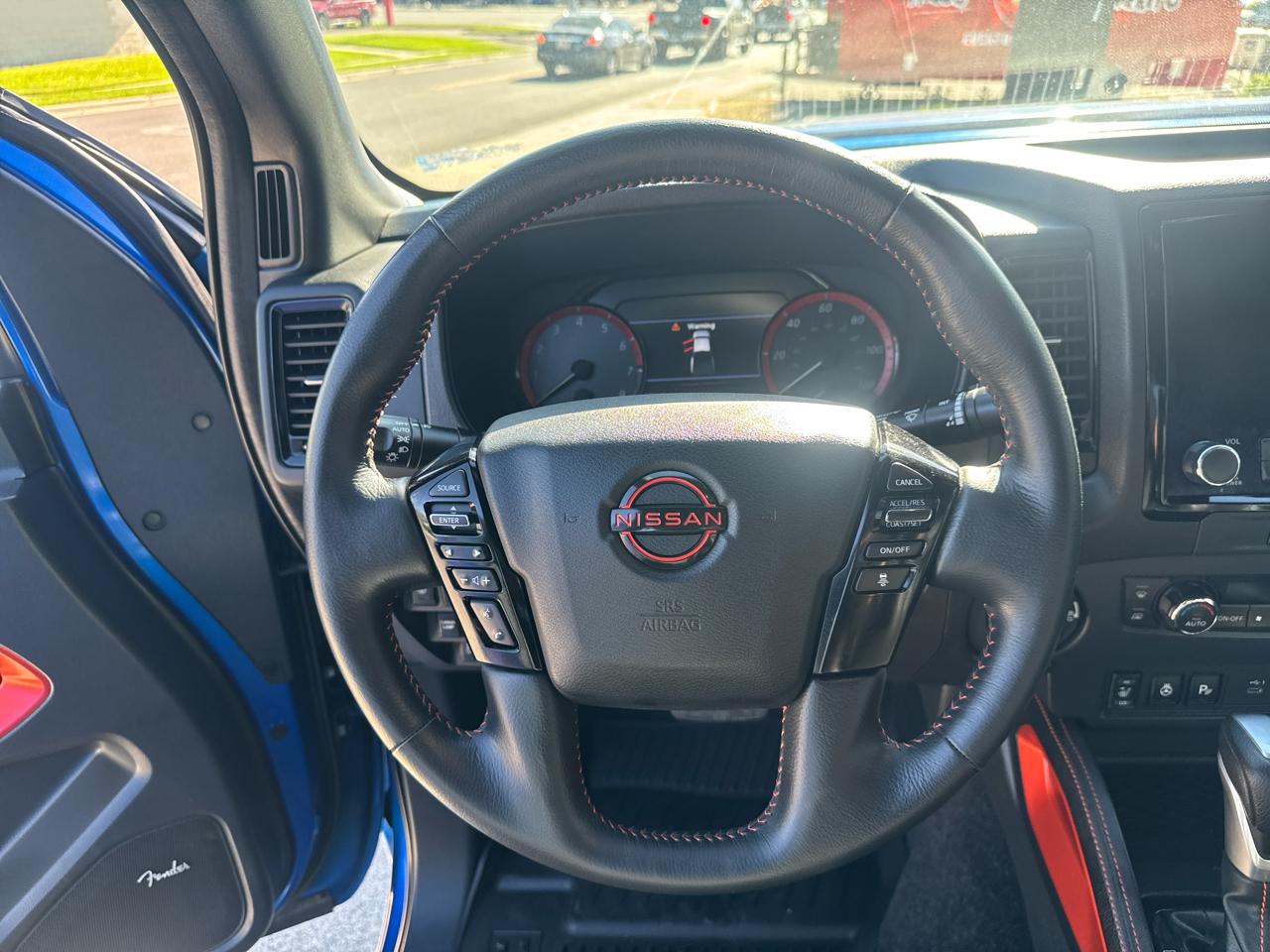 Nissan Frontier PRO-4X Crew Cab 4WD 2024
