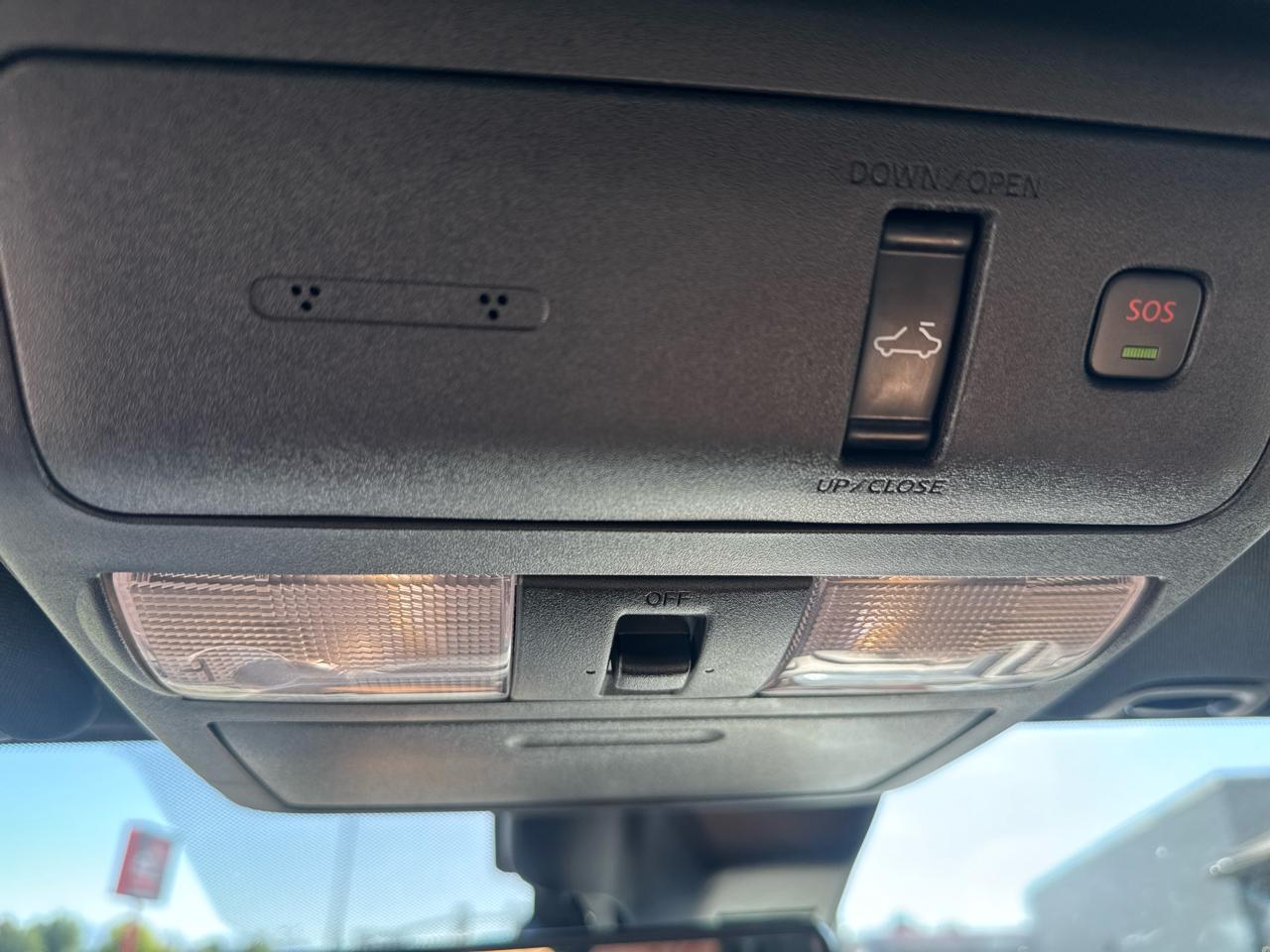 Nissan Frontier PRO-4X Crew Cab 4WD 2024
