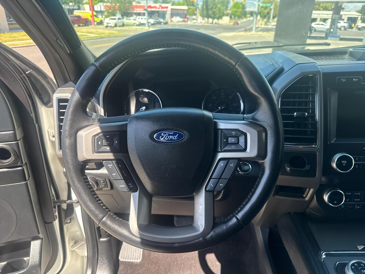 Ford Expedition MAX XLT 4WD 2021