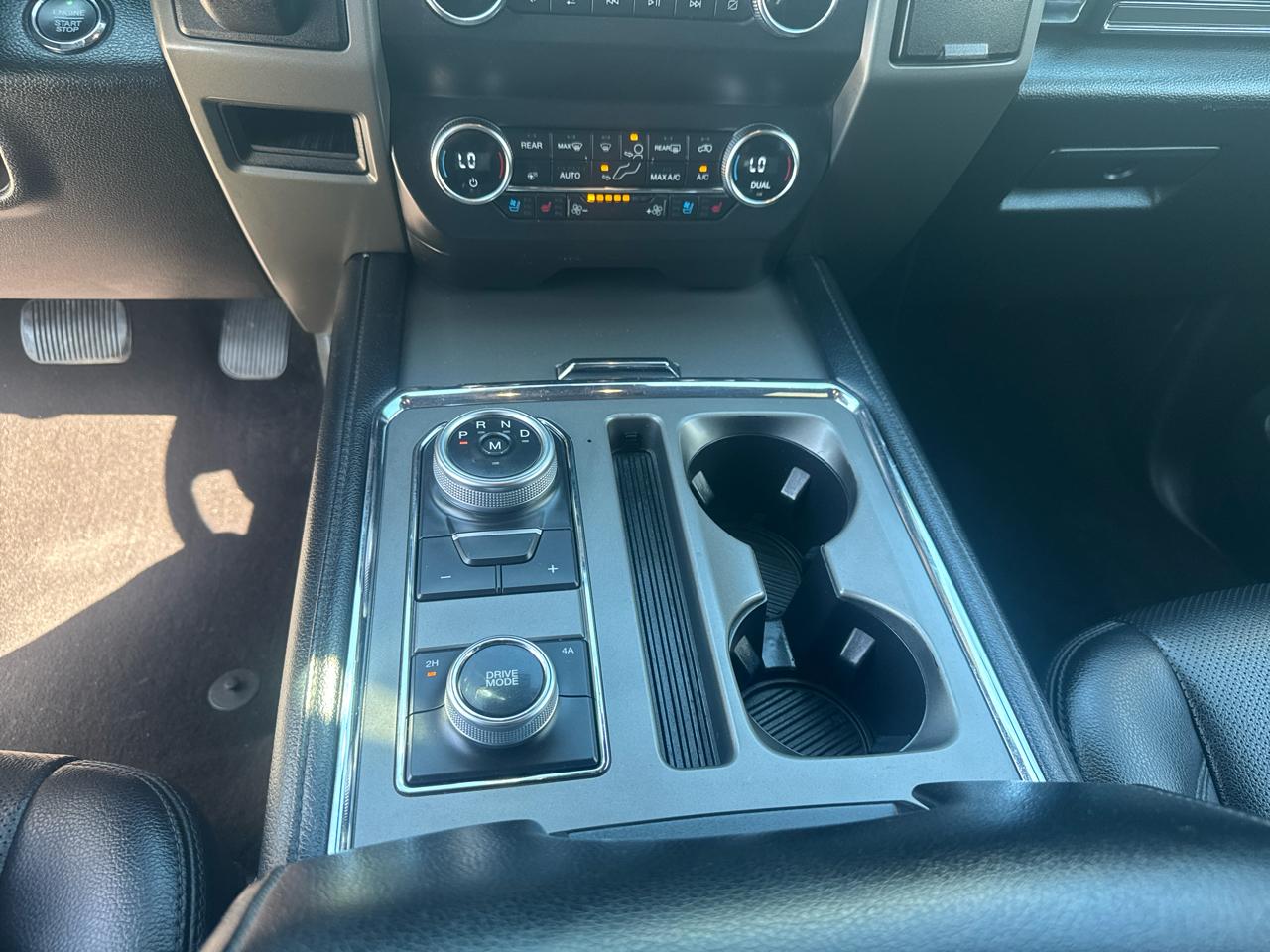 Ford Expedition MAX XLT 4WD 2021