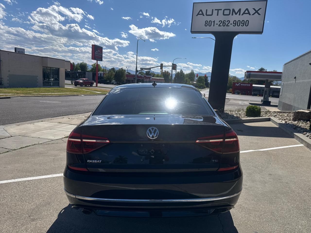 Volkswagen Passat 2.0T R-Line Auto 2018