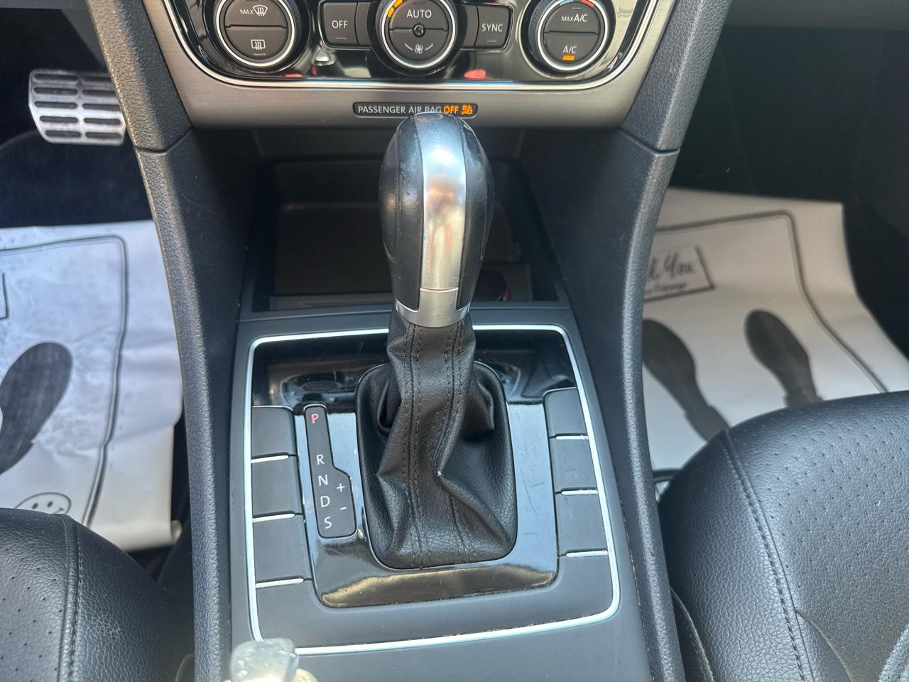 Volkswagen Passat 2.0T R-Line Auto 2018
