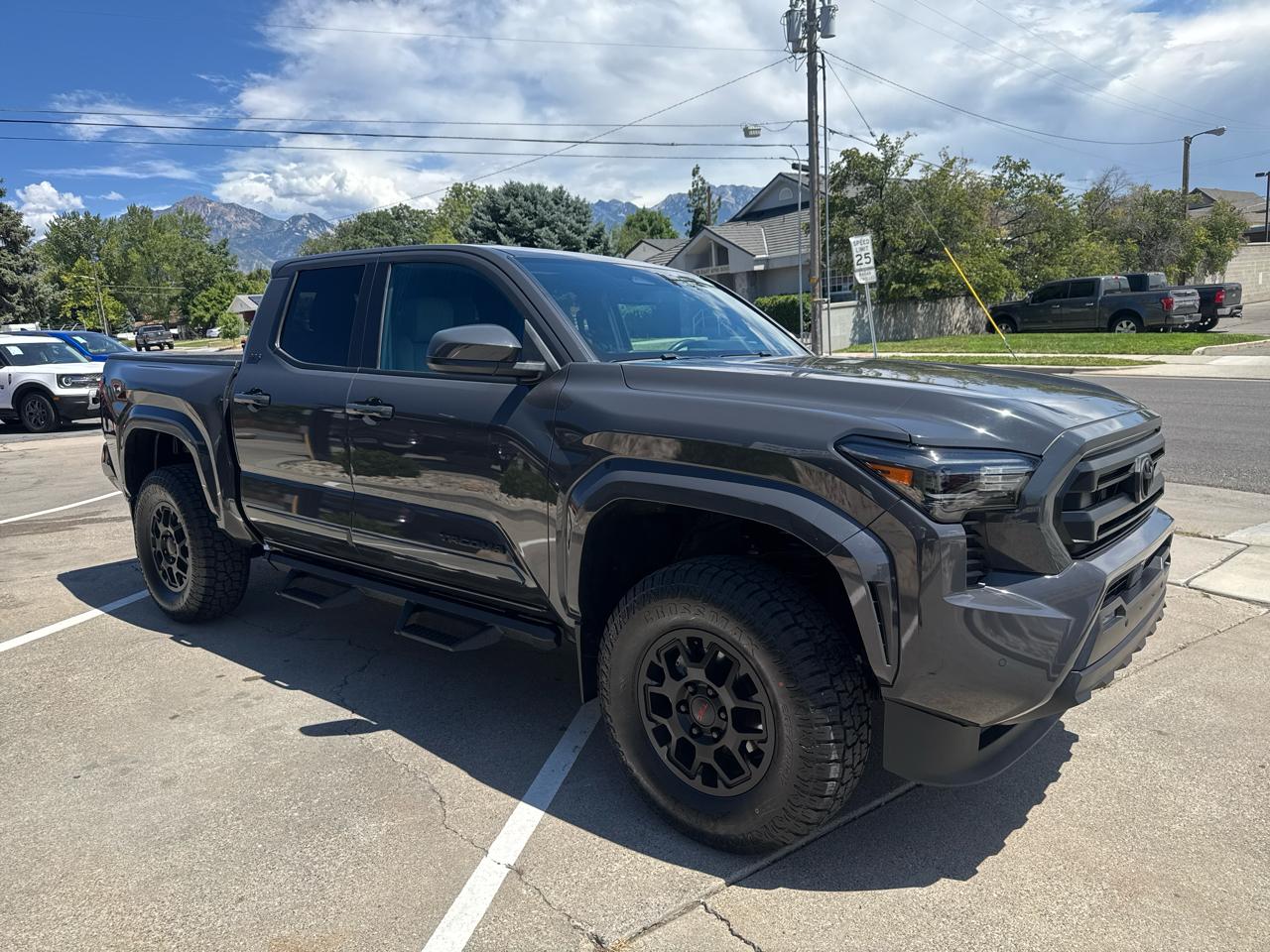 Toyota Tacoma SR5 Dbl Cab 4WD at 2024