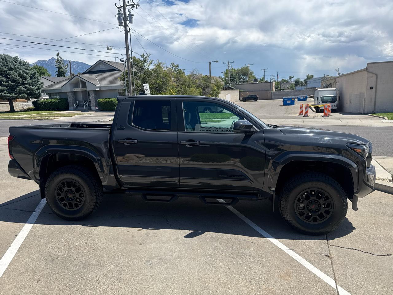 Toyota Tacoma SR5 Dbl Cab 4WD at 2024