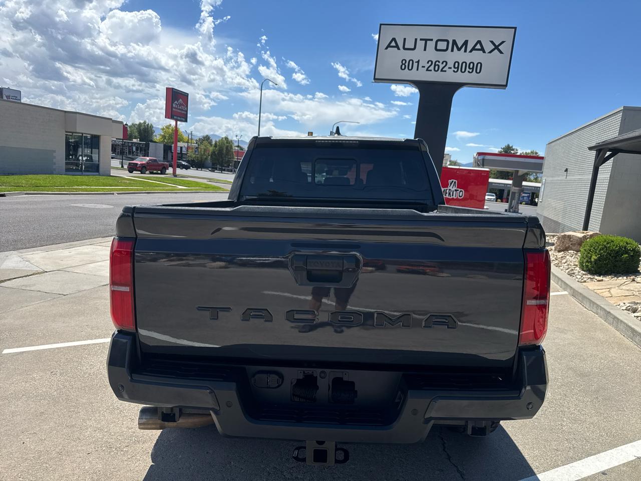 Toyota Tacoma SR5 Dbl Cab 4WD at 2024
