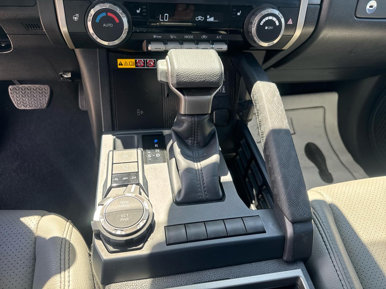 Toyota Tacoma SR5 Dbl Cab 4WD at 2024