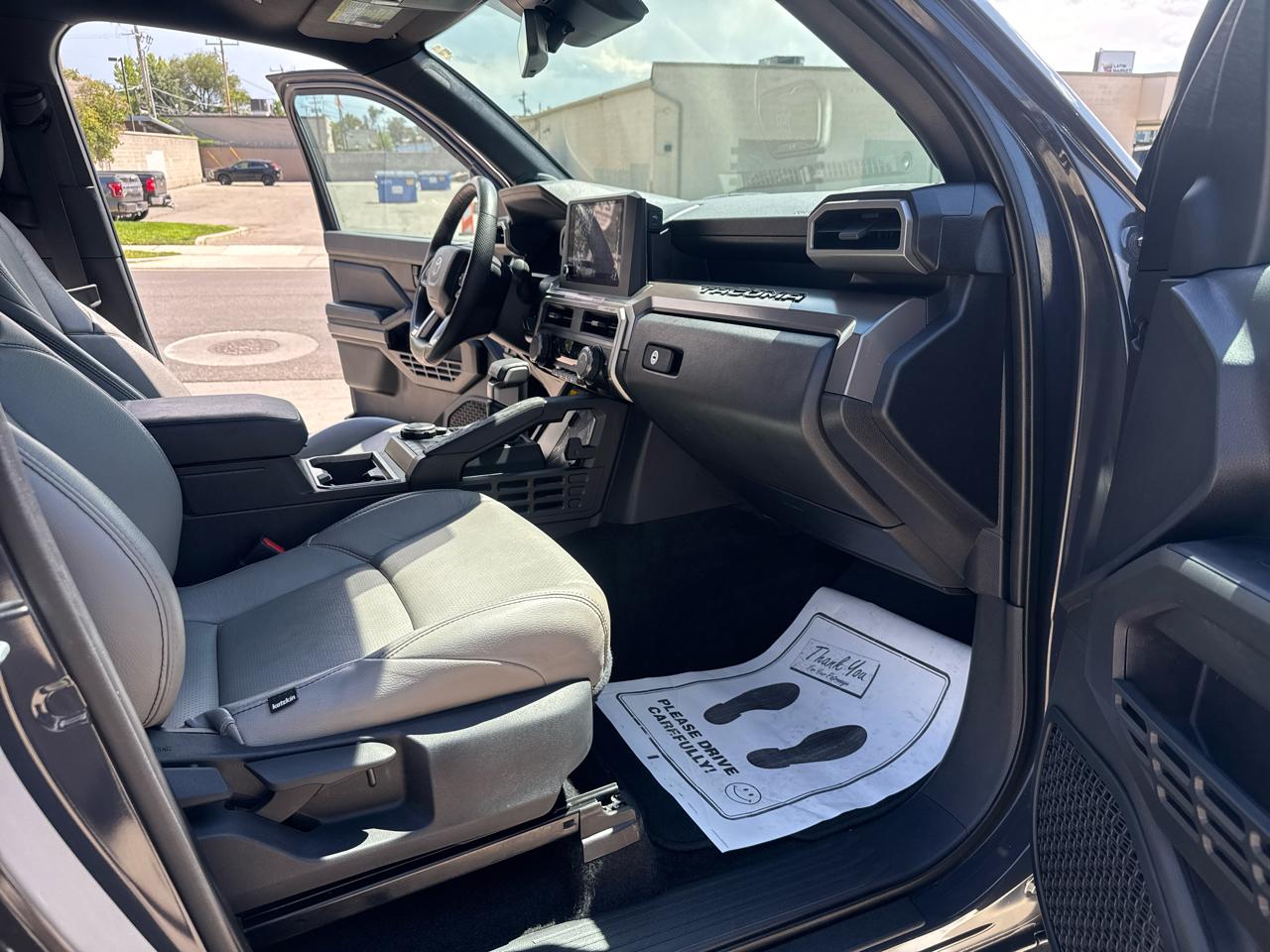 Toyota Tacoma SR5 Dbl Cab 4WD at 2024