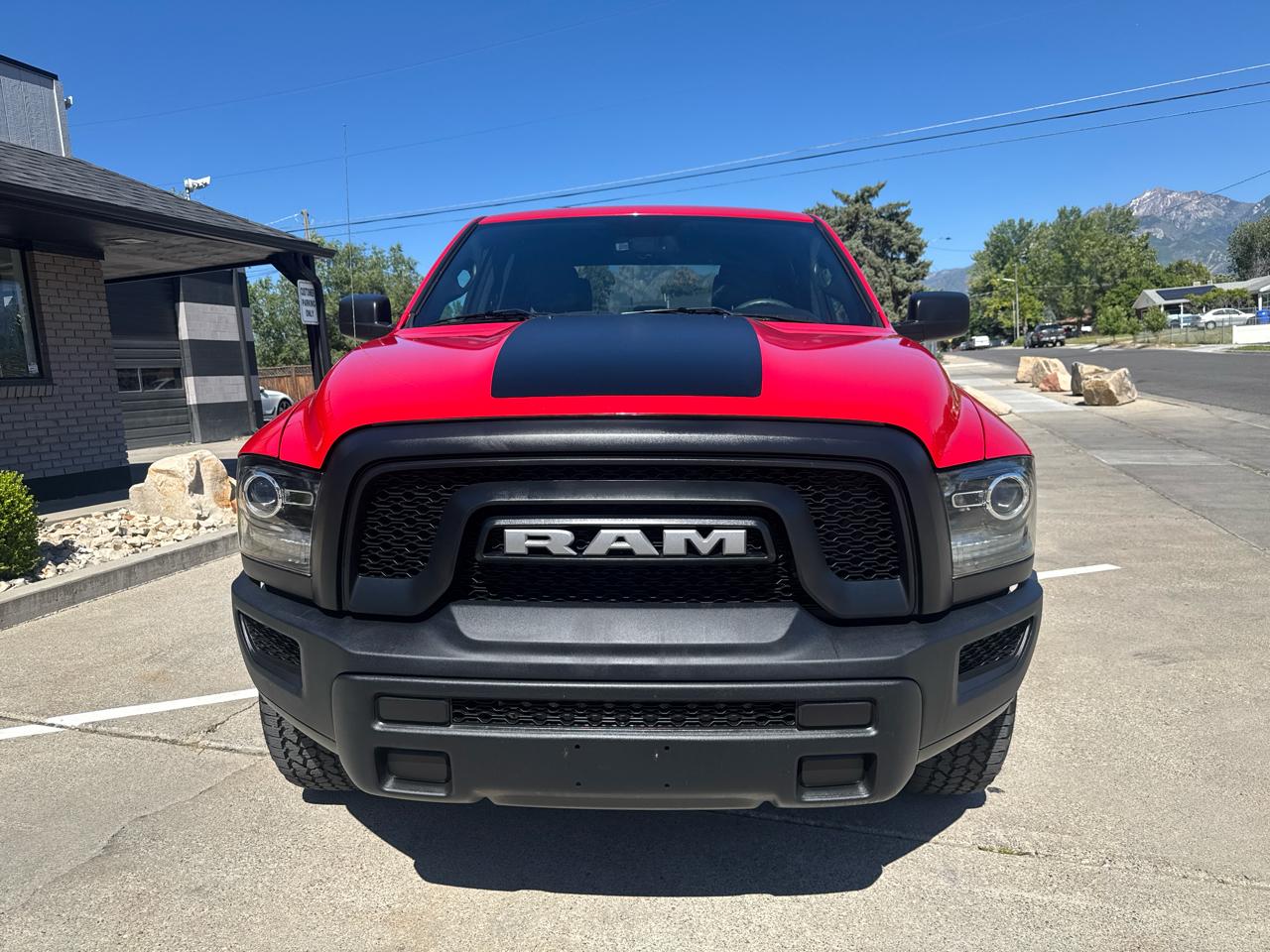 RAM 1500 Classic Warlock 4x4 Crew Cab 5'7" Box 2022