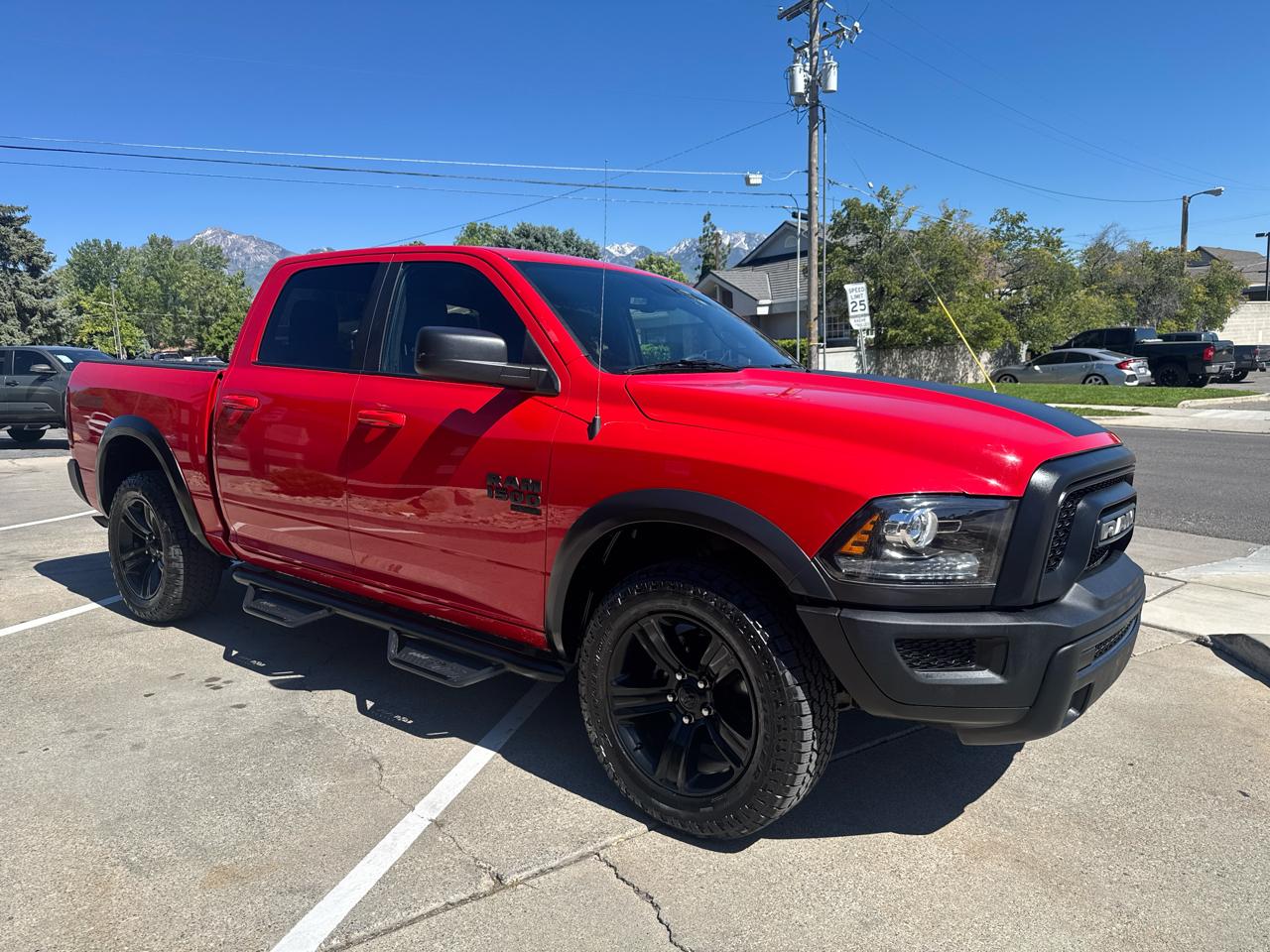 RAM 1500 Classic Warlock 4x4 Crew Cab 5'7" Box 2022