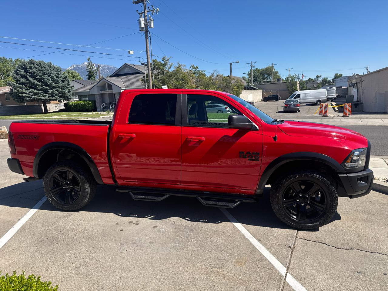 RAM 1500 Classic Warlock 4x4 Crew Cab 5'7" Box 2022