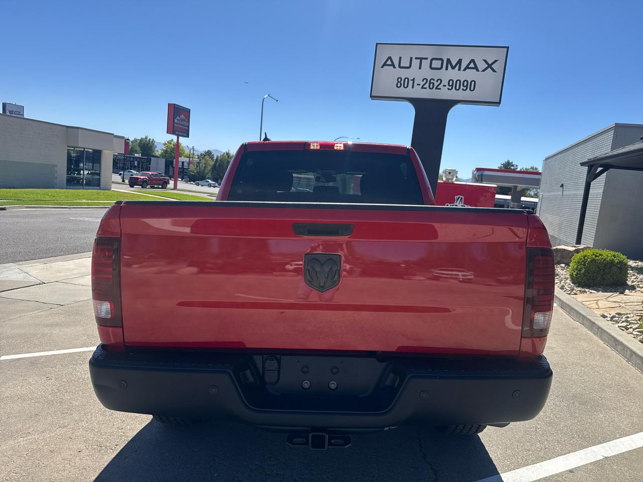 RAM 1500 Classic Warlock 4x4 Crew Cab 5'7" Box 2022
