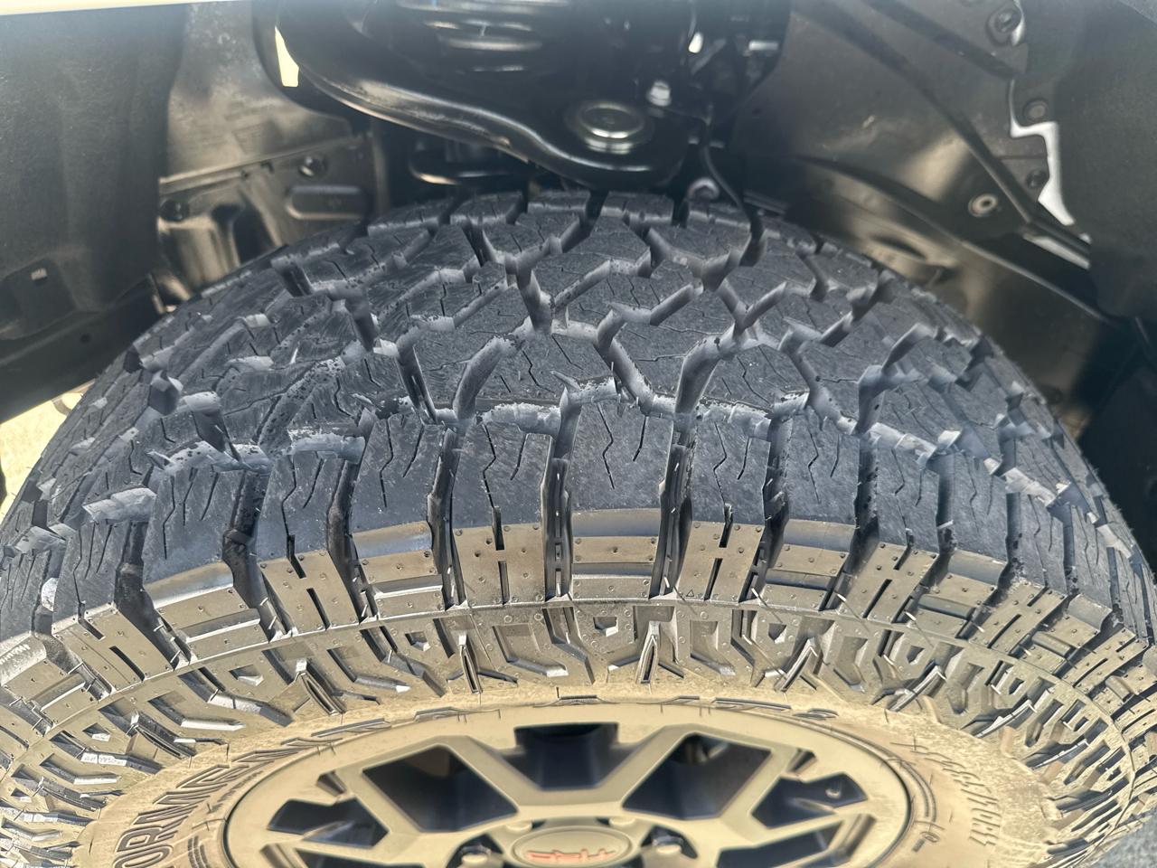 Toyota Tacoma SR5 Dbl Cab 4WD at 2025