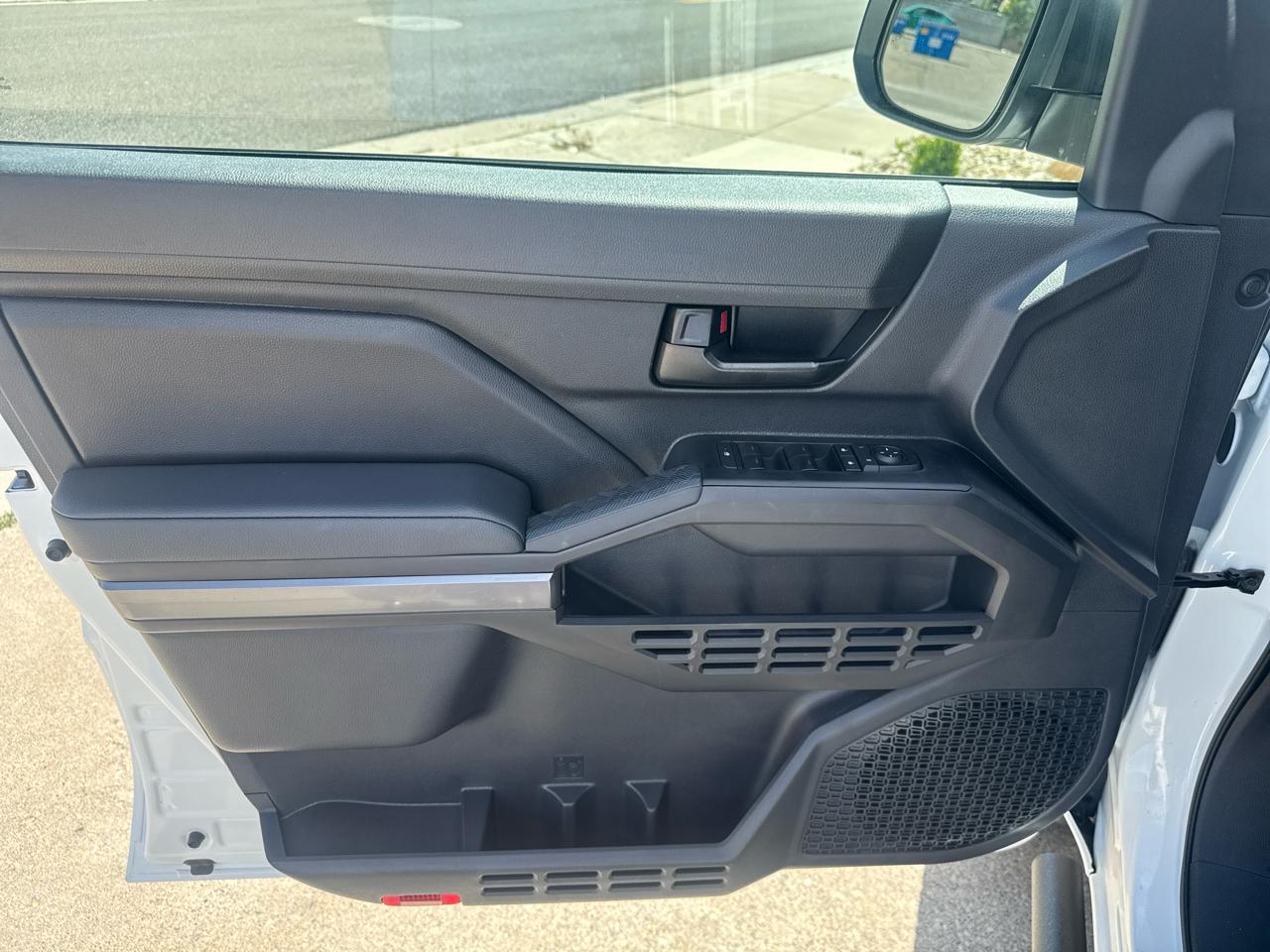 Toyota Tacoma SR5 Dbl Cab 4WD at 2025