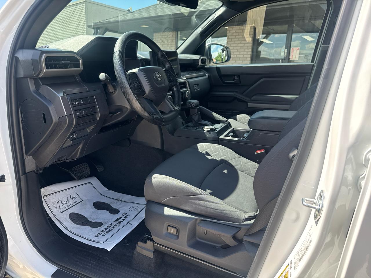 Toyota Tacoma SR5 Dbl Cab 4WD at 2025