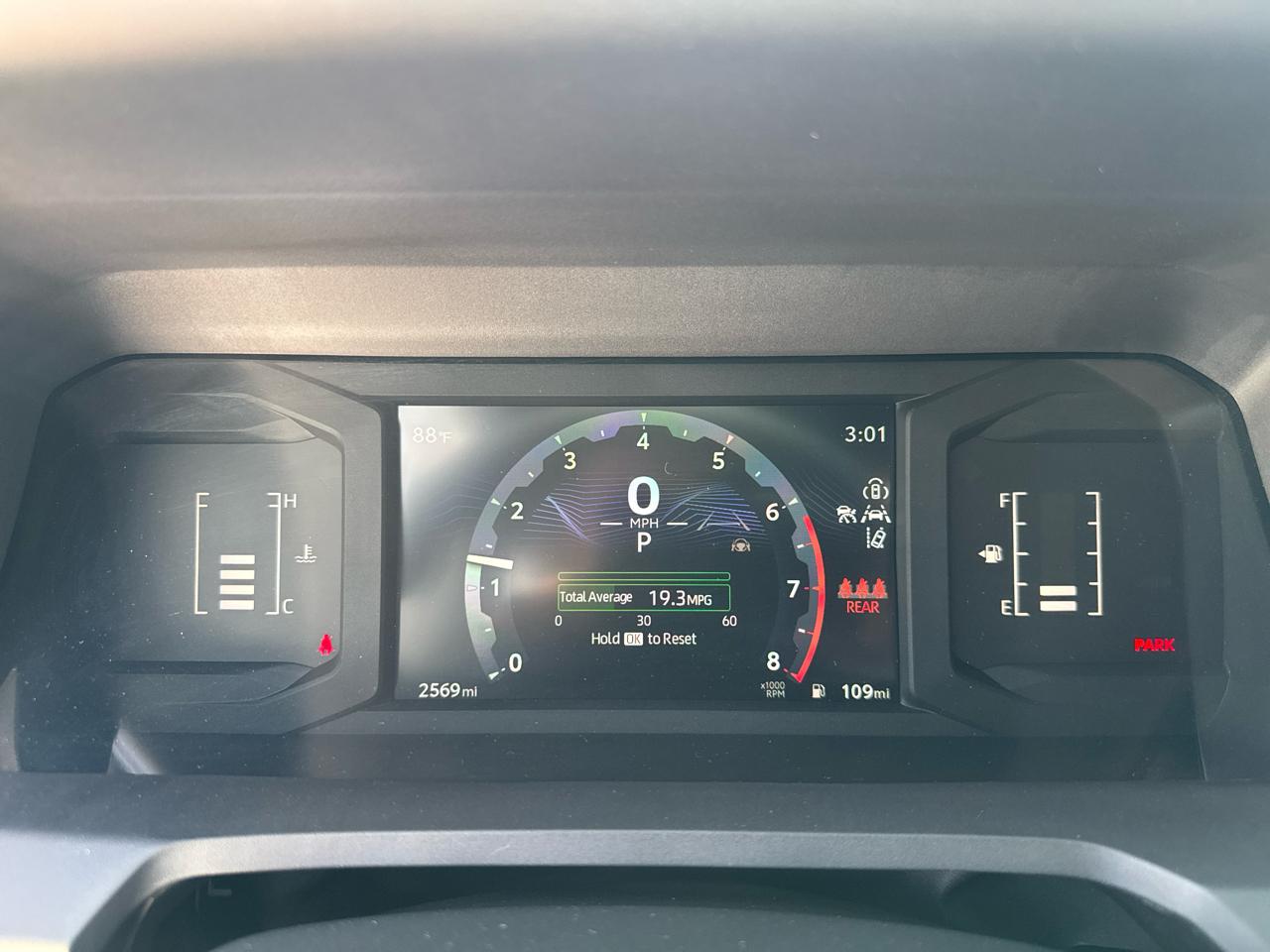 Toyota Tacoma SR5 Dbl Cab 4WD at 2025