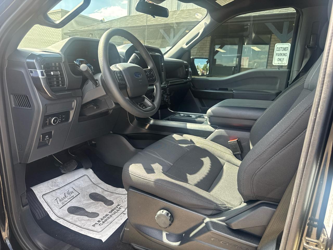 Ford F-150 STX SuperCrew 4WD 2024
